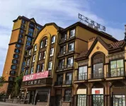 Jiangzhiyue Hotel (Chongzhou Bridge)