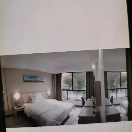 Baoli Business Hotel