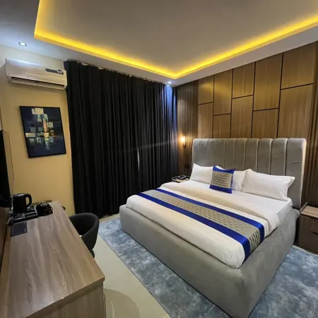 Rivona Hotel & Suites Ltd