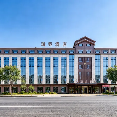 Jinchang Ruitai Hotel (Changtai Garden Shuangjian Market Branch)