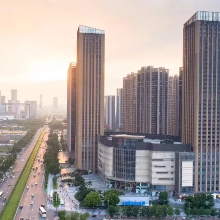 YiBo Hotel Apartment (Guangzhou East Railway Station Zhujiang New Town) Отели рядом с достопримечательностью «Стадион «Тяньхэ»»