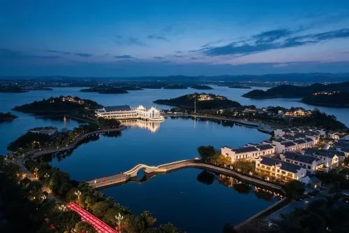 Guanghan Shuilinglong Lakeside Resort Hotel (Yijiaheba Scenic Area) - románticos