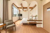 Anna's Diary Guesthouse (Located at the Wanfenglin Tourist Center) - Boutique