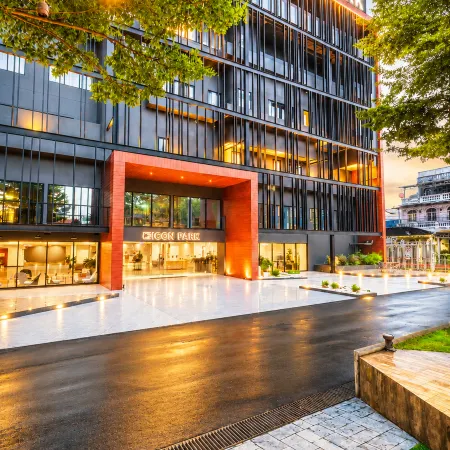 Icon Park Hotel, Chiang Mai Отели рядом с достопримечательностью «Магазин Кад Суан Кео»