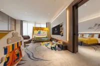 Jinglong International Hotel (Zhangye West Railway Station Aegean Sea Shopping Center) - Family