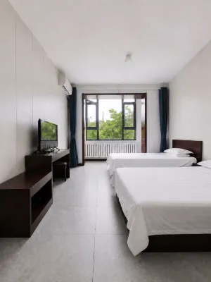 Lingshi Wanda Hotel - Mountain view