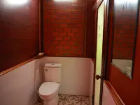 Homestay Nha Cua Gio - Homestays