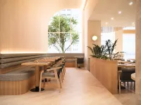 胡志明市AMAROU飯店 平 Triệu 站附近的飯店