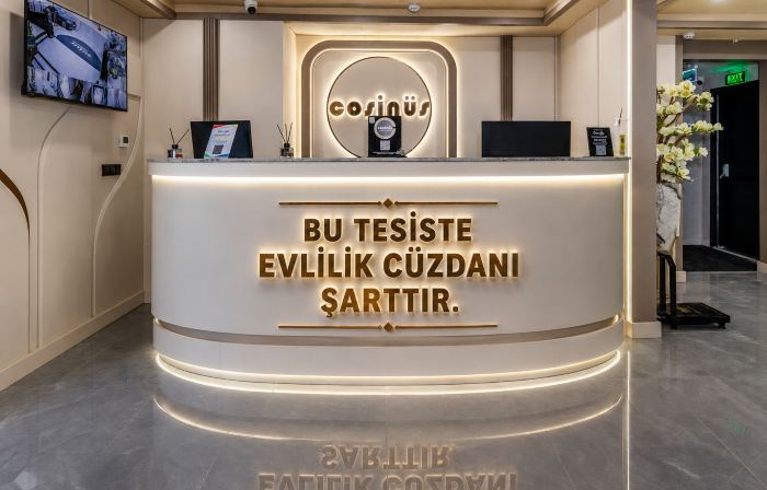 Cosinus Airport Hotel