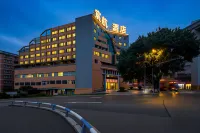 CH Hotel (Chongqing Jiangbei Airport Branch, Shuanglong Metro Station) - Bãi đậu xe