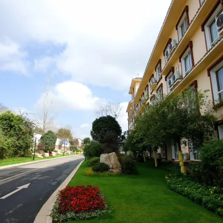 Guifeng Hotel Zhenfeng