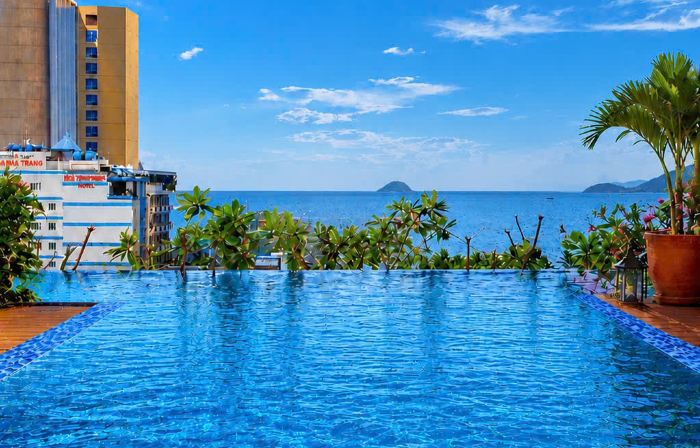 Autumn Sea Boutique Hotel