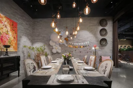 Huayang Plaza Hotel Отели в г. Лоян