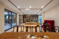 Chuxiong Fanyin Xishe (Yiren Ancient Town Scenic Area Store) Hotels in Chuxiong