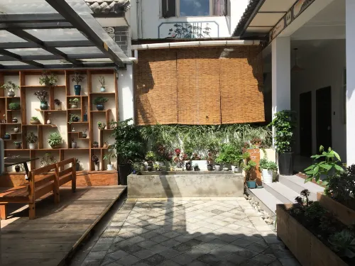 Magnolia Inn - 2 Yıldız