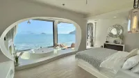 Bushe Seaview Inn