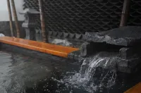 รีสอร์ทน้ำพุร้อนเซนสปริง (เมืองโบราณชวนซา เซี่ยงไฮ้)