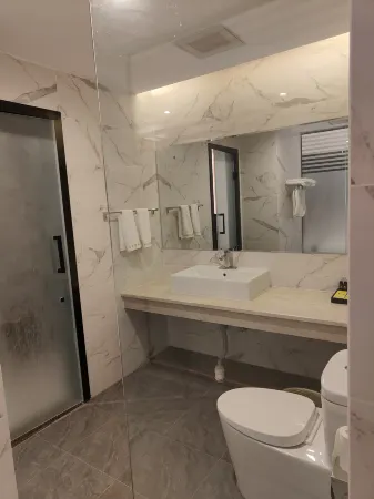 Yulong Business Hotel Отели в г. Лунлинь