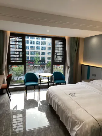 Mango Hotel (Kaili College South High-speed Railway Station) Отели рядом с достопримечательностью «Qiandongnan National Polytechnic North Campus»