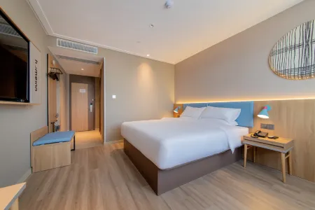Ease Hotel (Tongchuan Wenying West Road Yaozhou Central Plaza) Отели в г. Тунчуань