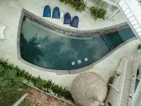 吉理艾莫精品度假村 吉利特拉旺岸島碼頭附近的飯店