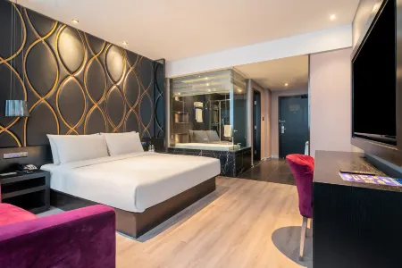 Crystal Orange Hotel (Shanghai Caohejing Yishan Road)