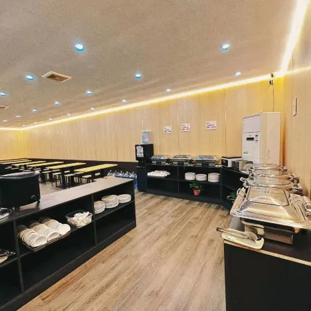Chengde Summer Resort Huanyu Holiday Hotel