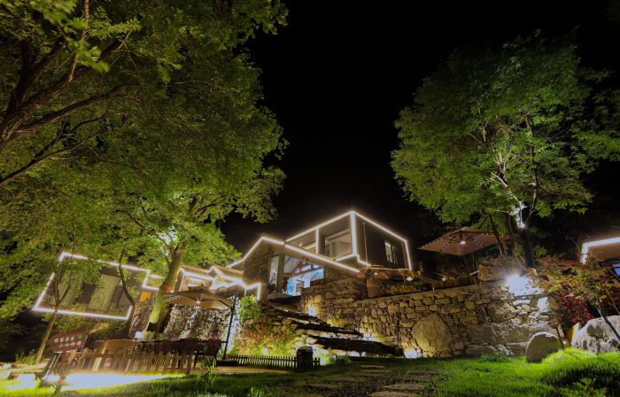 Huguan Hexi Wangshanmen Homestay