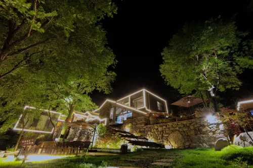 Huguan Hexi Wangshanmen Homestay