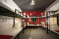 Vangvieng Rock Backpacker Rooftop Hostel