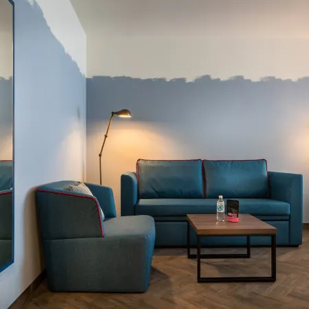Holiday Inn - the niu, KEG HAMBURG OST by IHG Отели рядом с достопримечательностью «Станция метро "Берне"»