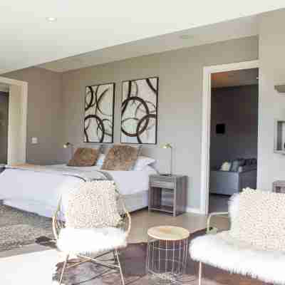 Crown on the Heads Rooms