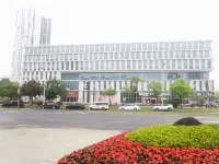 知捷飯店（廣州知識城何棠下地鐵站店） 王村附近的飯店