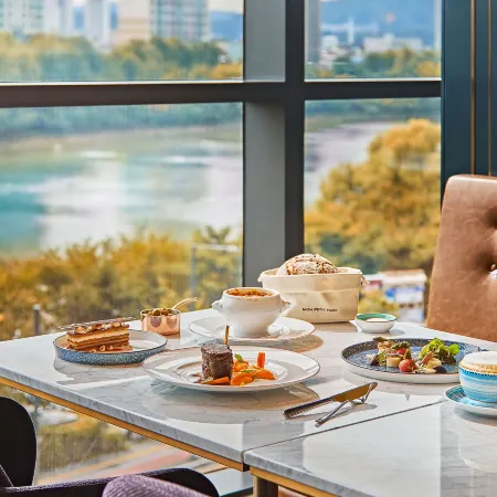 Sofitel Ambassador Seoul Hotel & Serviced Residences