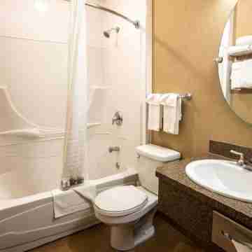 Lobstick Lodge Rooms