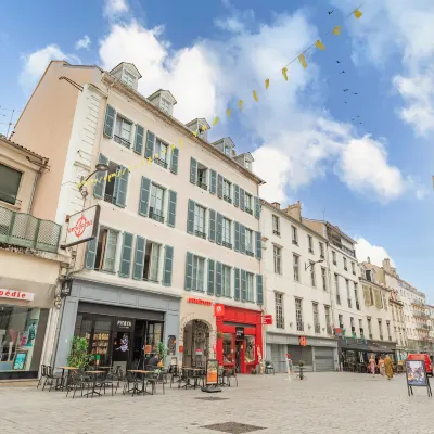 Appart'City Confort Pau Centre Hotels near The Bernadotte Museum