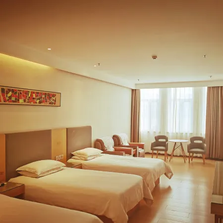 Home Inn Huaxuan Collection Hotel (Guyuan Qinghe South Road)