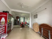 Chenyi Hotel - 2-Star