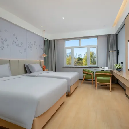 Renjoy Hotel (Changbaishan North Slope Visitor Center)