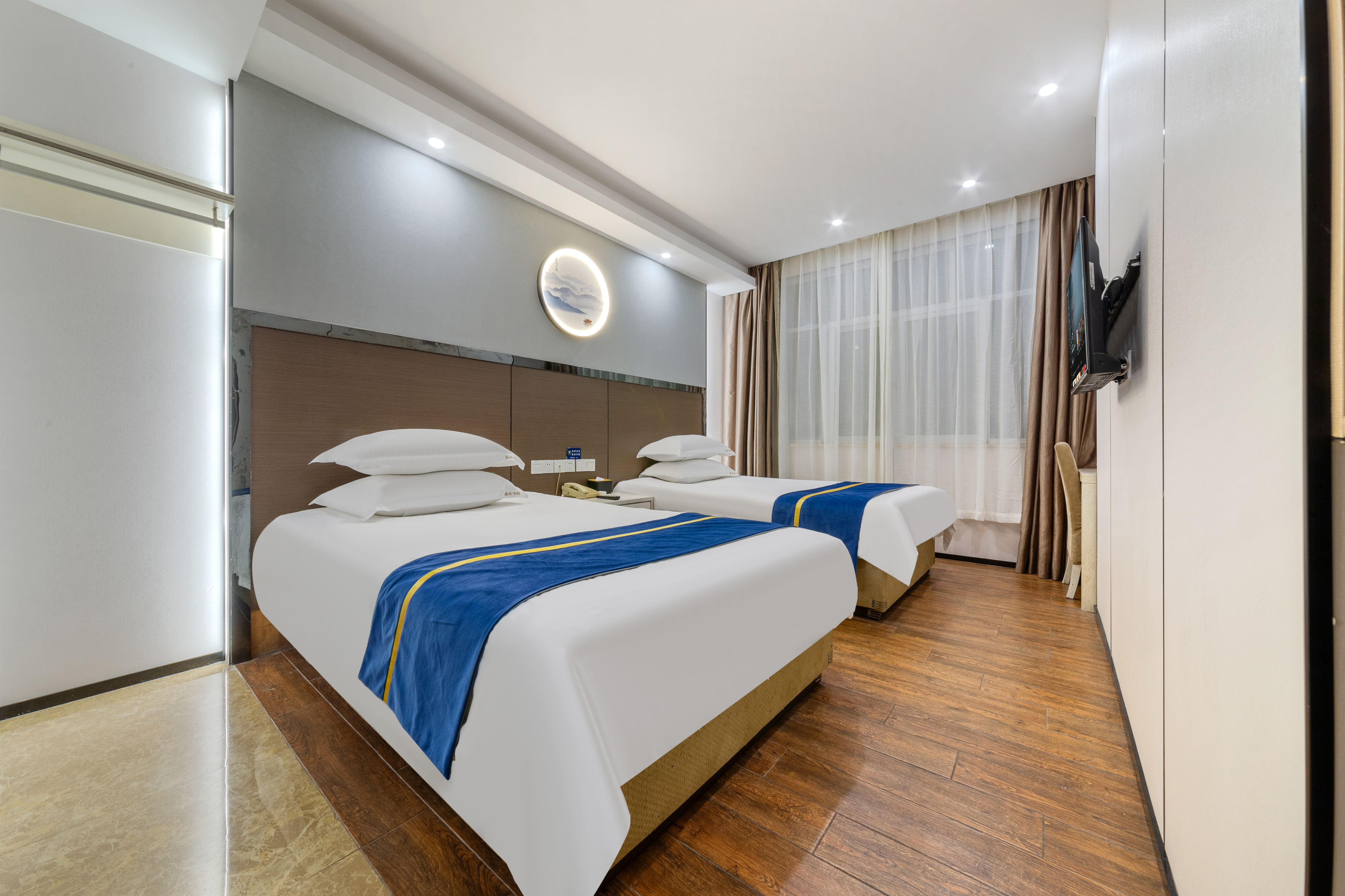 Helen Baina Hotel (Suichang Longgu Road)Over view