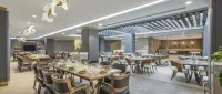 Billionaire Ramada Plaza by Wyndham Batumi - Breakfast