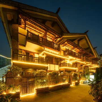 Xianshiyijiu Homestay（Dujiangyan lrrigation Project Scenic Spot Nanqiao Store） Hotels near Dujiangyan Scenic Area
