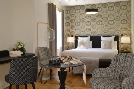 Château Saint Gilles Отели в г. Круэ