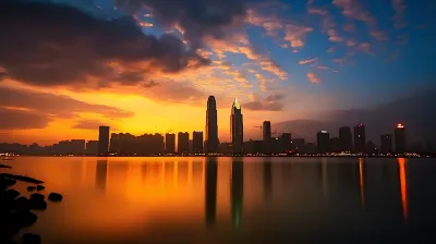 Yunyi Lux Cabins Hotel (Shenzhen Pingshan High-speed Railway Station Longdong Subway Station) Hotels near Jianshazui Shopping Centre