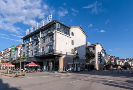 Lechen Hotel (Baoshan Xinjie) Отели в г. Баошан