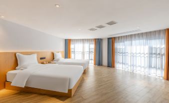 Rezen Select Hotel (Enshi Tujia Girl`s Town)