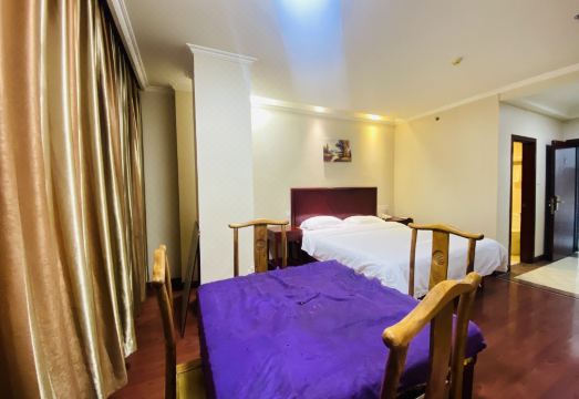 호텔 로비 전경