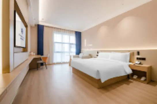 Starway Hotel (Xinxiang Xinfei Avenue Pangdonglai Sanpang)