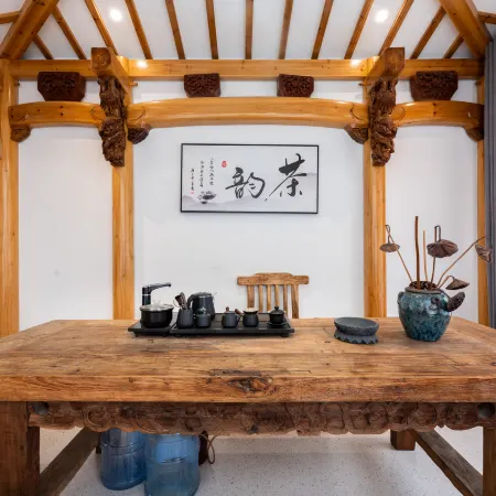 Xidi Banlan Homestay(Xidi Ancient Village Scenic Area Store)