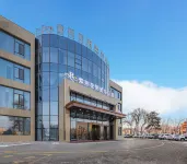 Grand Rezen Hotel Tekesi